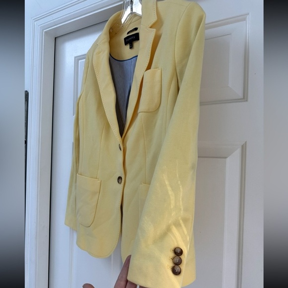 Talbots Blazer Aberdeen
Women's Size 6‎ Yellow Jacket Cotton
Stretch Knit - Picture 5 of 9